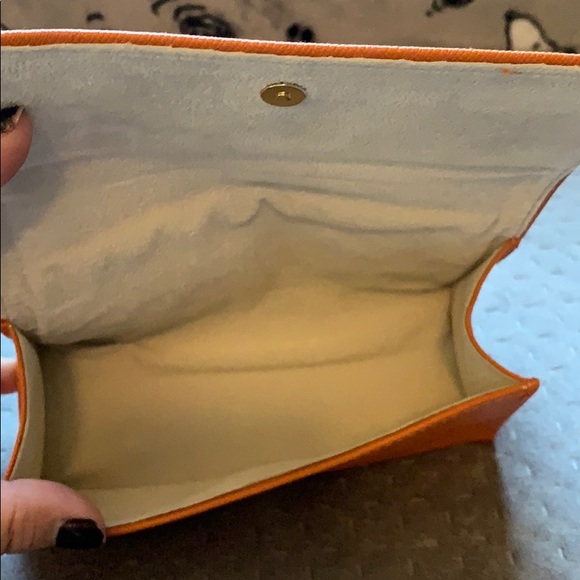 Perfect condition Tory Burch sunglasses - Picture 9 of 10